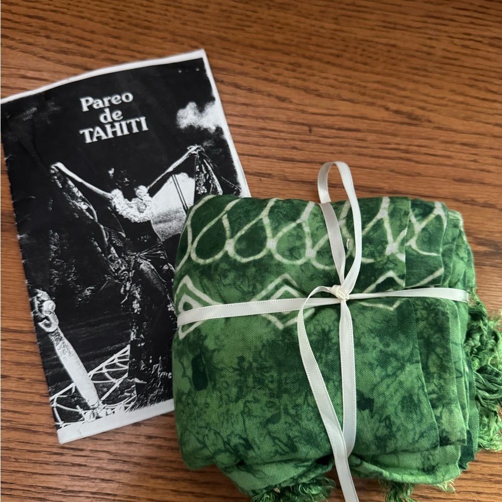 Tropical Green Pareo Sarong